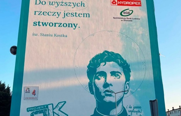 W Złotowie powstał największy w Polsce mural świętego Stanisława Kostki