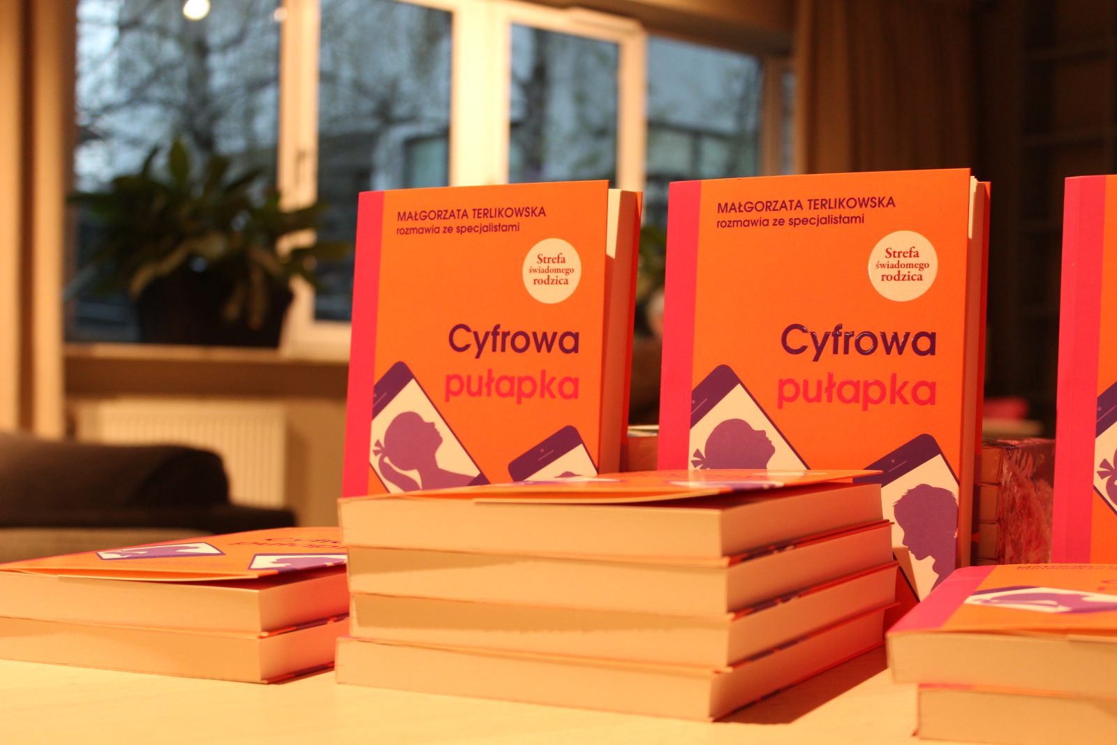Cyfrowa pułapka. Małgorzata Terlikowska radzi, jak się nie dać w nią złapać