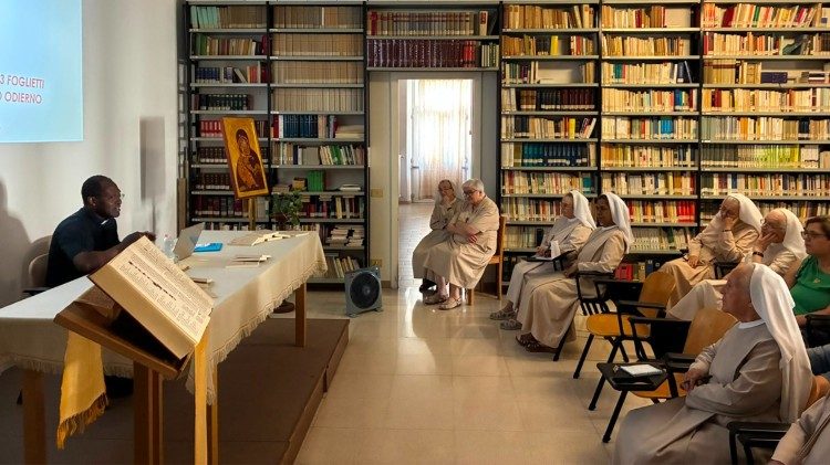 Spotkanie w duchu Matki Olivy, od prymatu adoracji do dialogu ze światem
