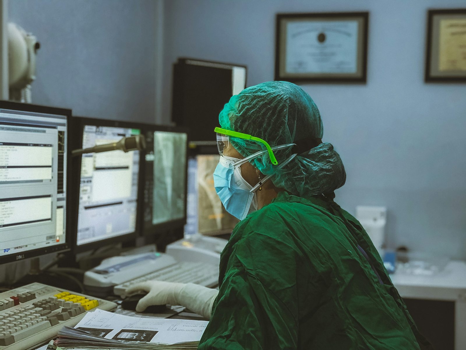 Narasta problem z diagnostyką i leczeniem schorzeń ginekologicznych u dzieci i młodzieży