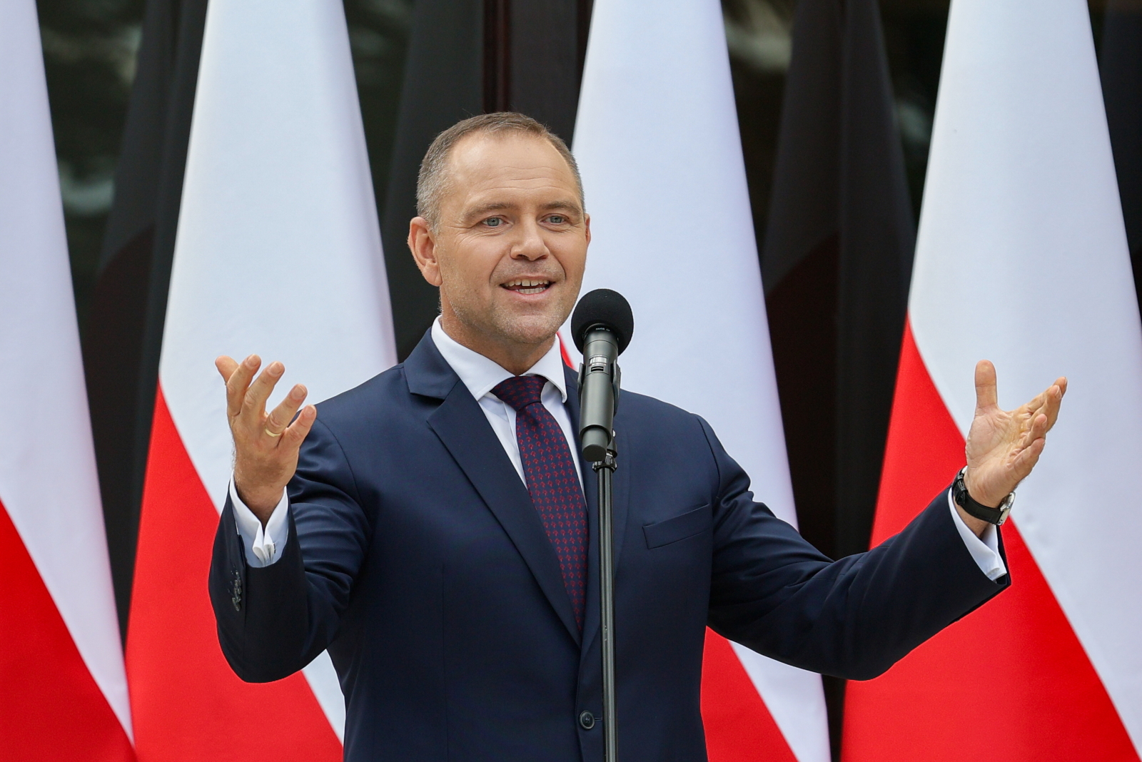 CBOS: 56 proc. badanych dobrze o prezydencie, Sejm pozytywnie ocenia 27 proc., a Senat – 31 proc.