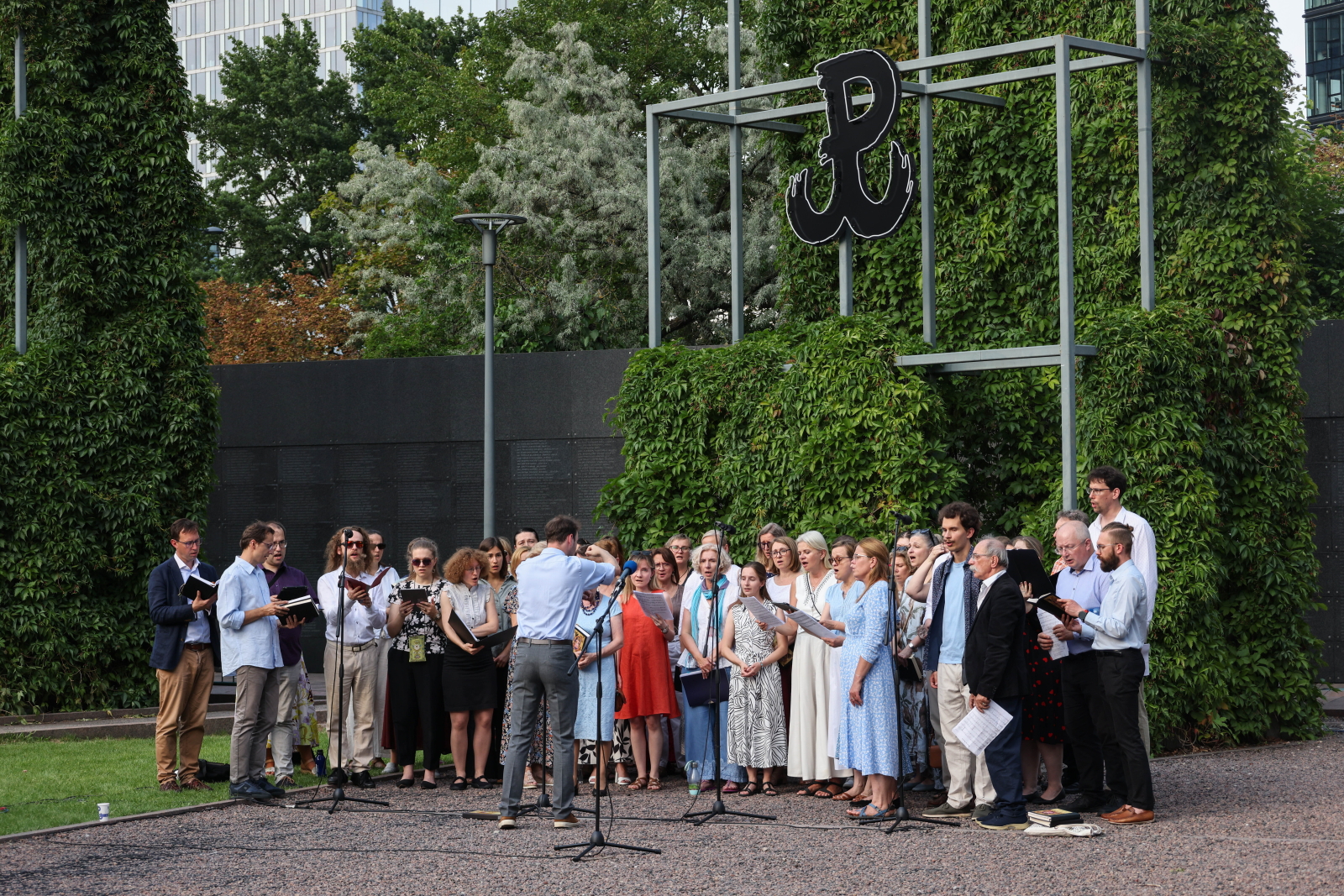 W Warszawie 1 sierpnia o godz. 17.00 w stolicy zabrzmią dzwony kościelne