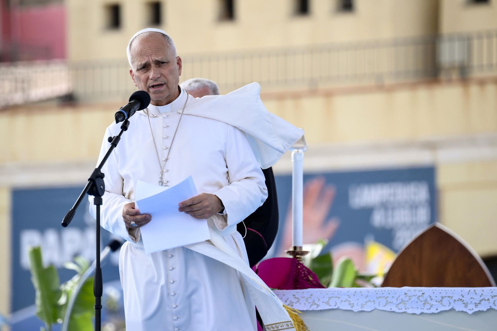 Abp Guido Pozzo: zerwanie rozmów z Rzymem doprowadziło do rozłamu. Bractwo św. Piusa X powinno wrócić do dialogu