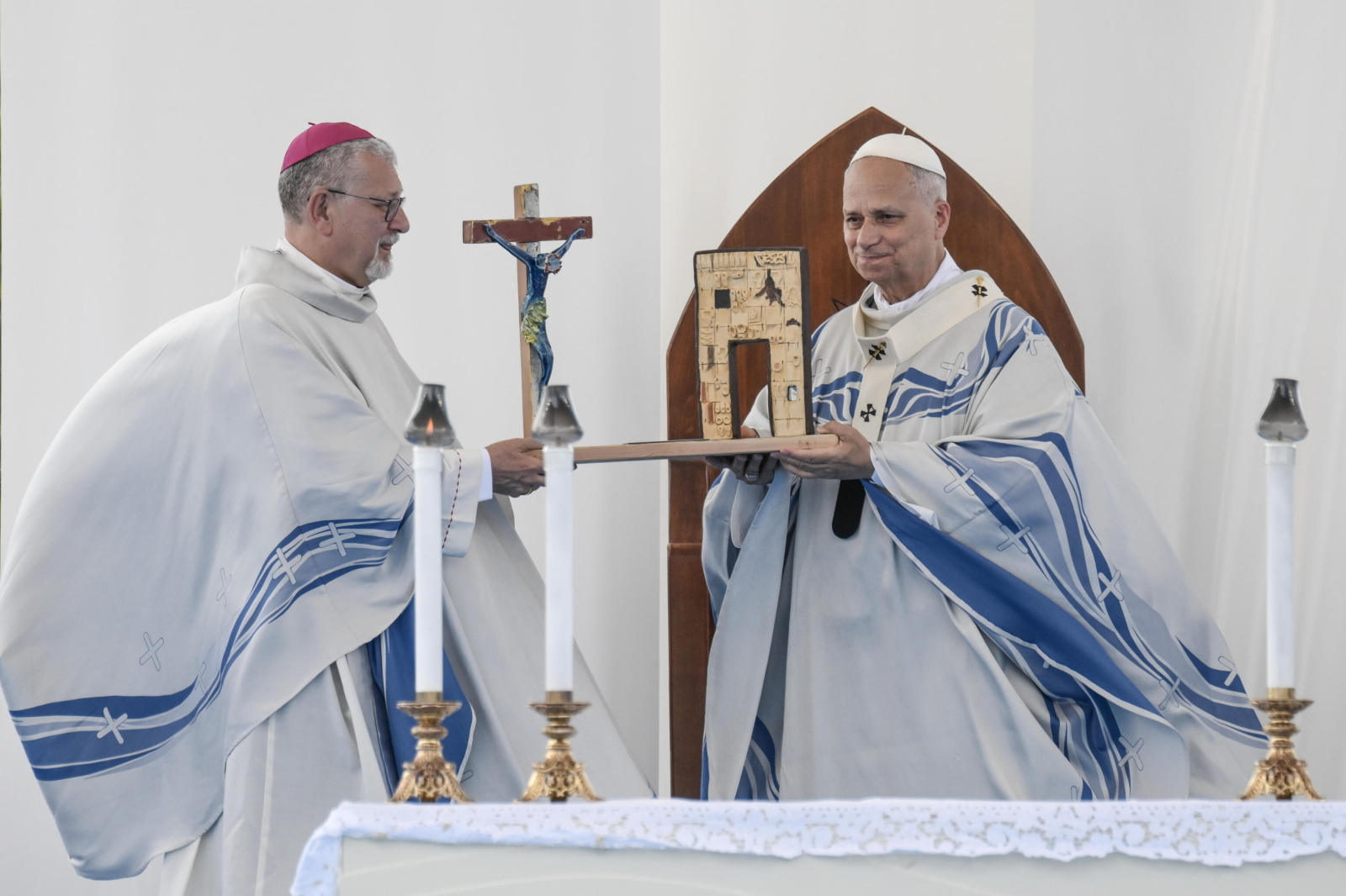 Papież wrócił do Rzymu z Lampedusy [+GALERIA]