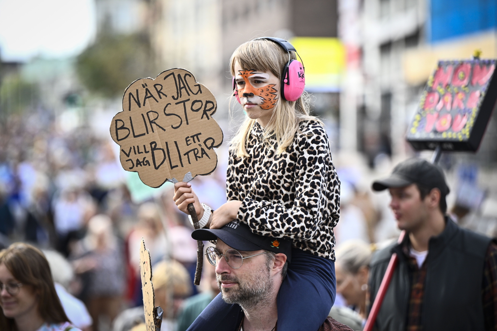 W Sztokholmie odbyła się największa w historii manifestacja klimatyczna [+GALERIA]