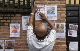 EPA/NARENDRA SHRESTHA PAP