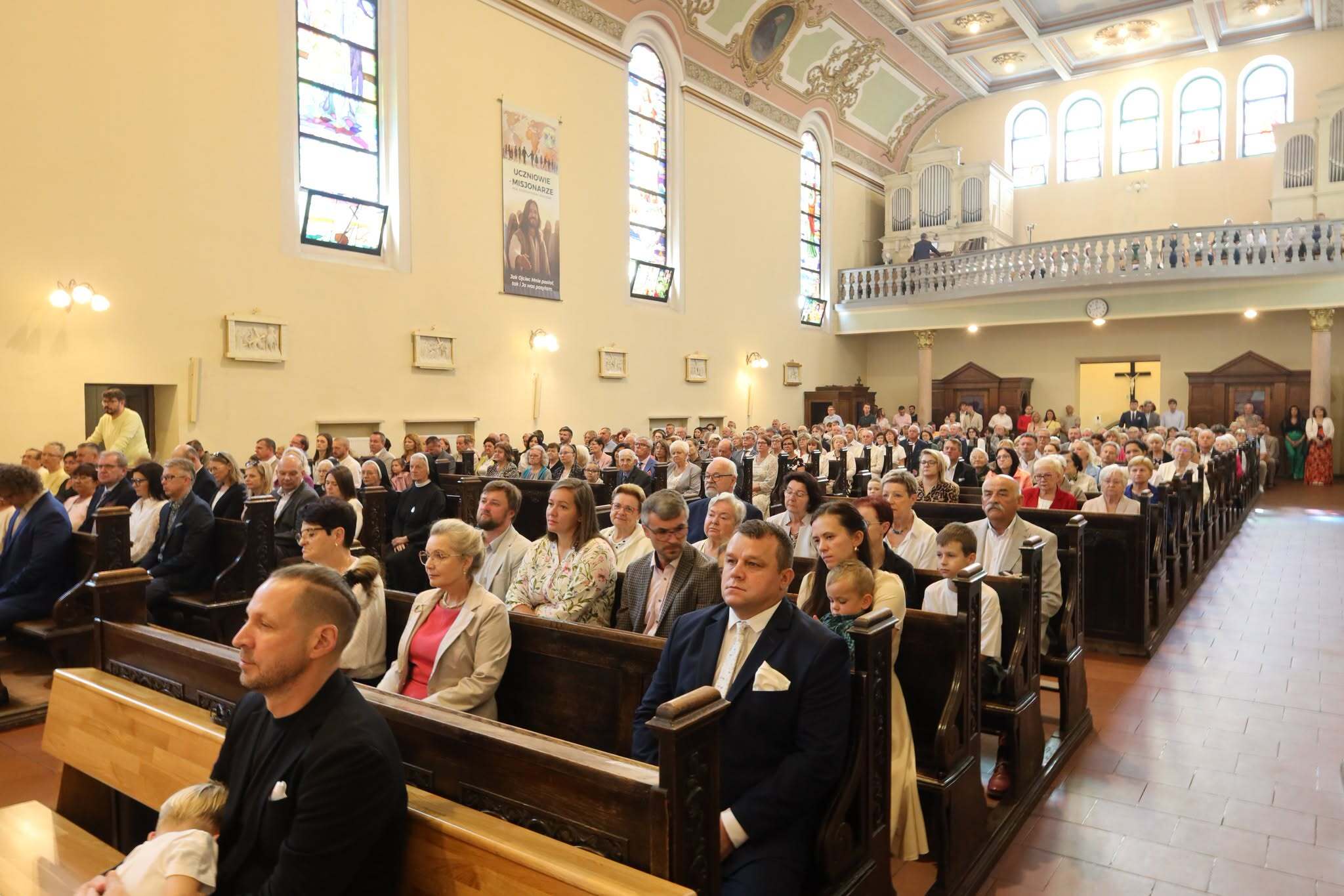 Lubliniec: podczas odpust ku czci św. Stanisława Kostki poświęcono odnowione pomieszczenia szkoły i przedszkola