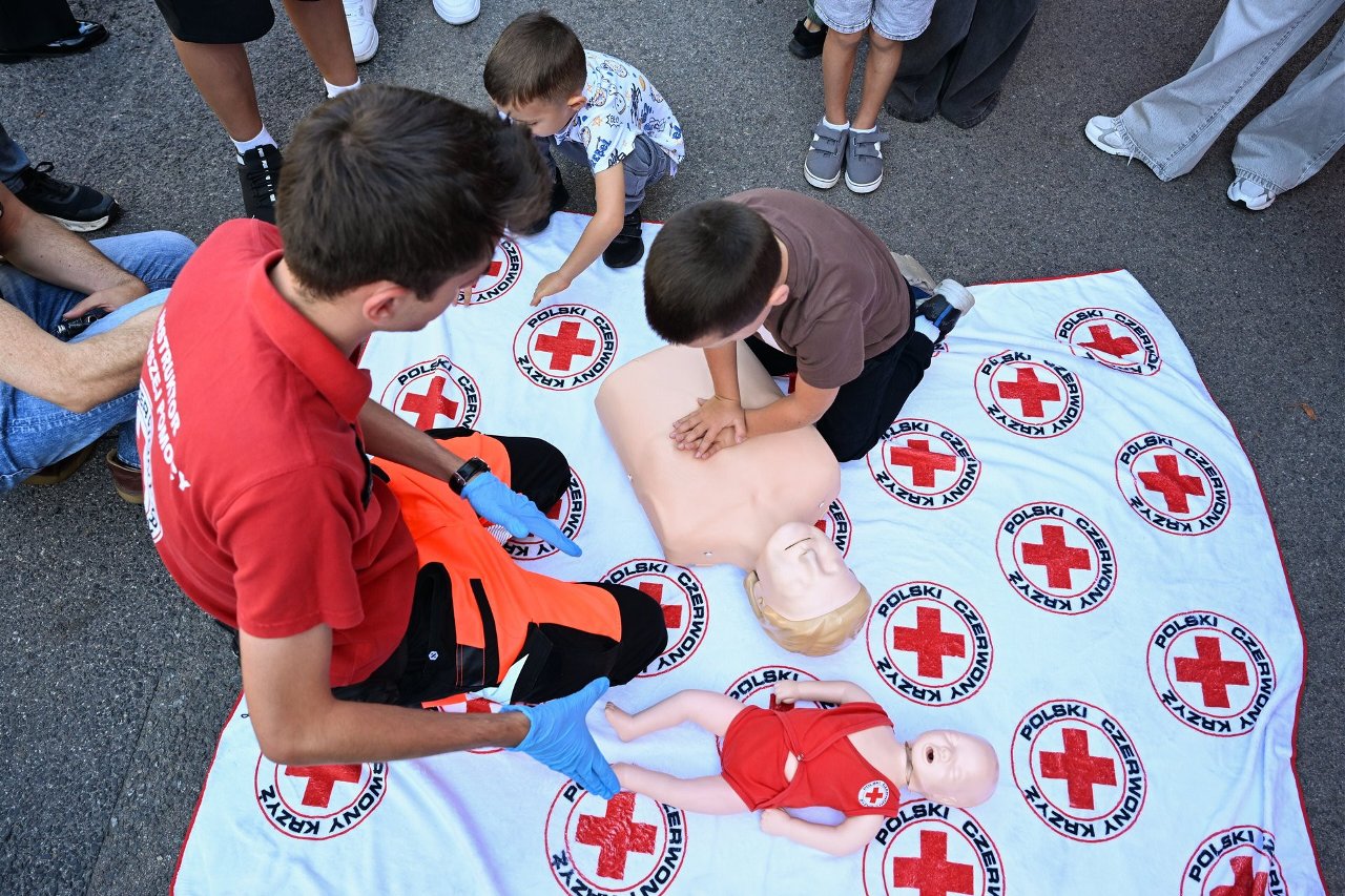 Trening reagowania na sygnały alarmowe