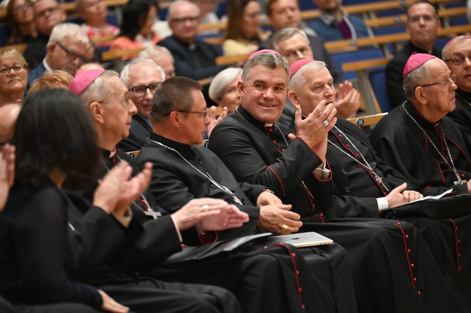 „Parafia to nie biuro”. Zakończyło się XVIII Ogólnopolskie Forum Duszpasterskie w Poznaniu [RELACJA]