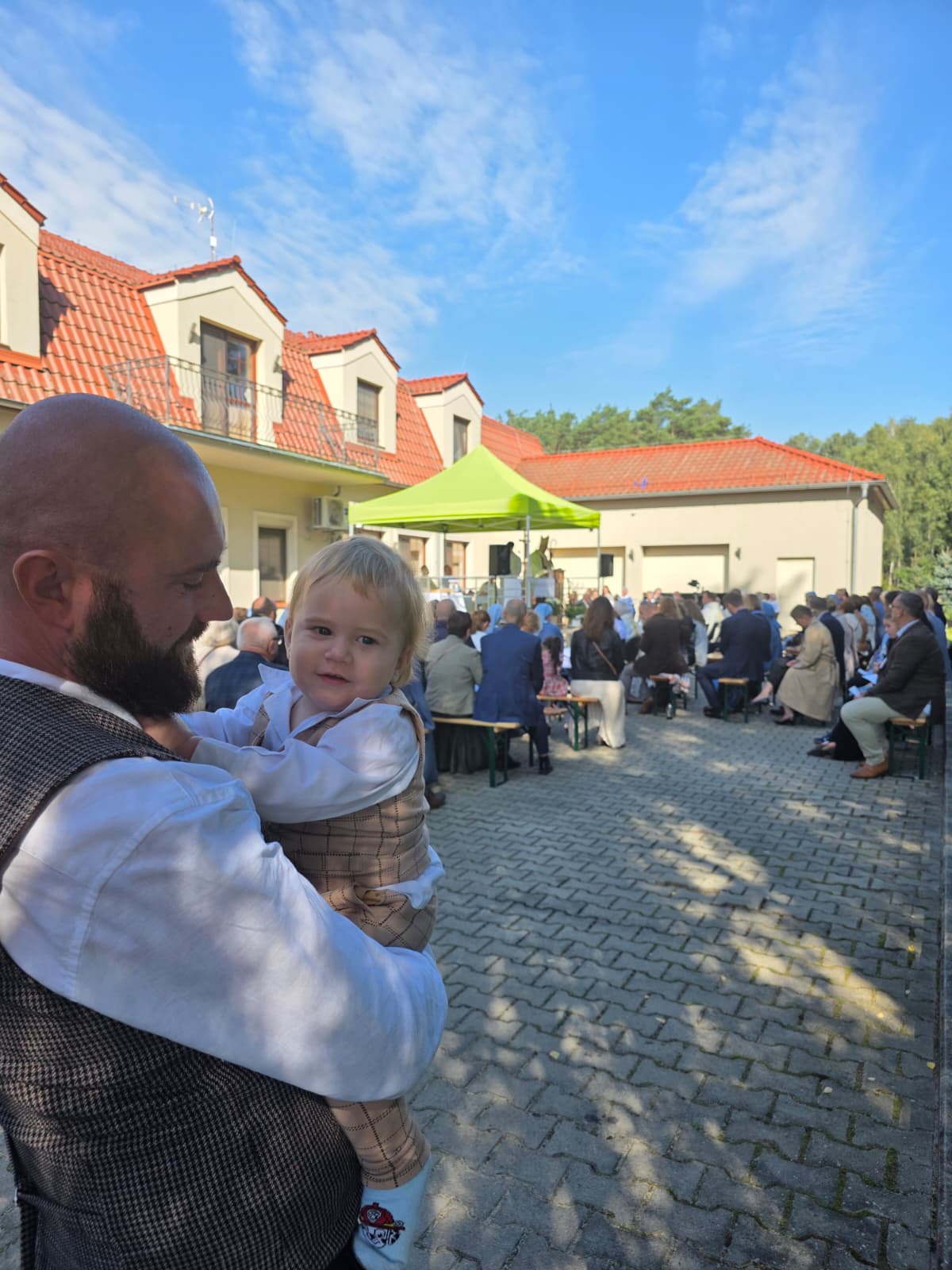 „Dom budowany na skale” – poświęcono Centrum Formacji Rodziny w Czmońcu [+GALERIA]