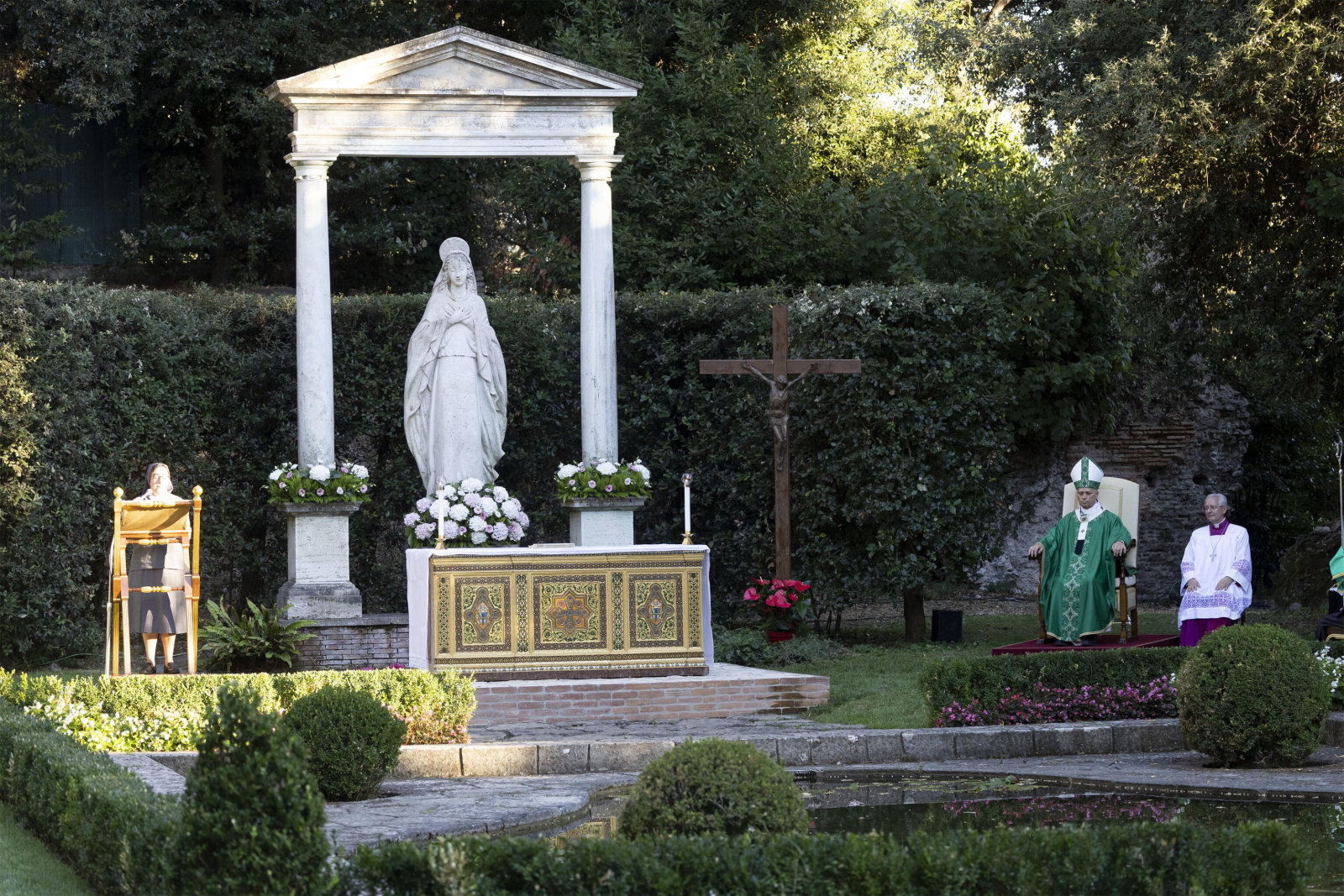 Papież w Castel Gandolfo: potrzebne jest autentyczne nawrócenie ekologiczne [+GALERIA]