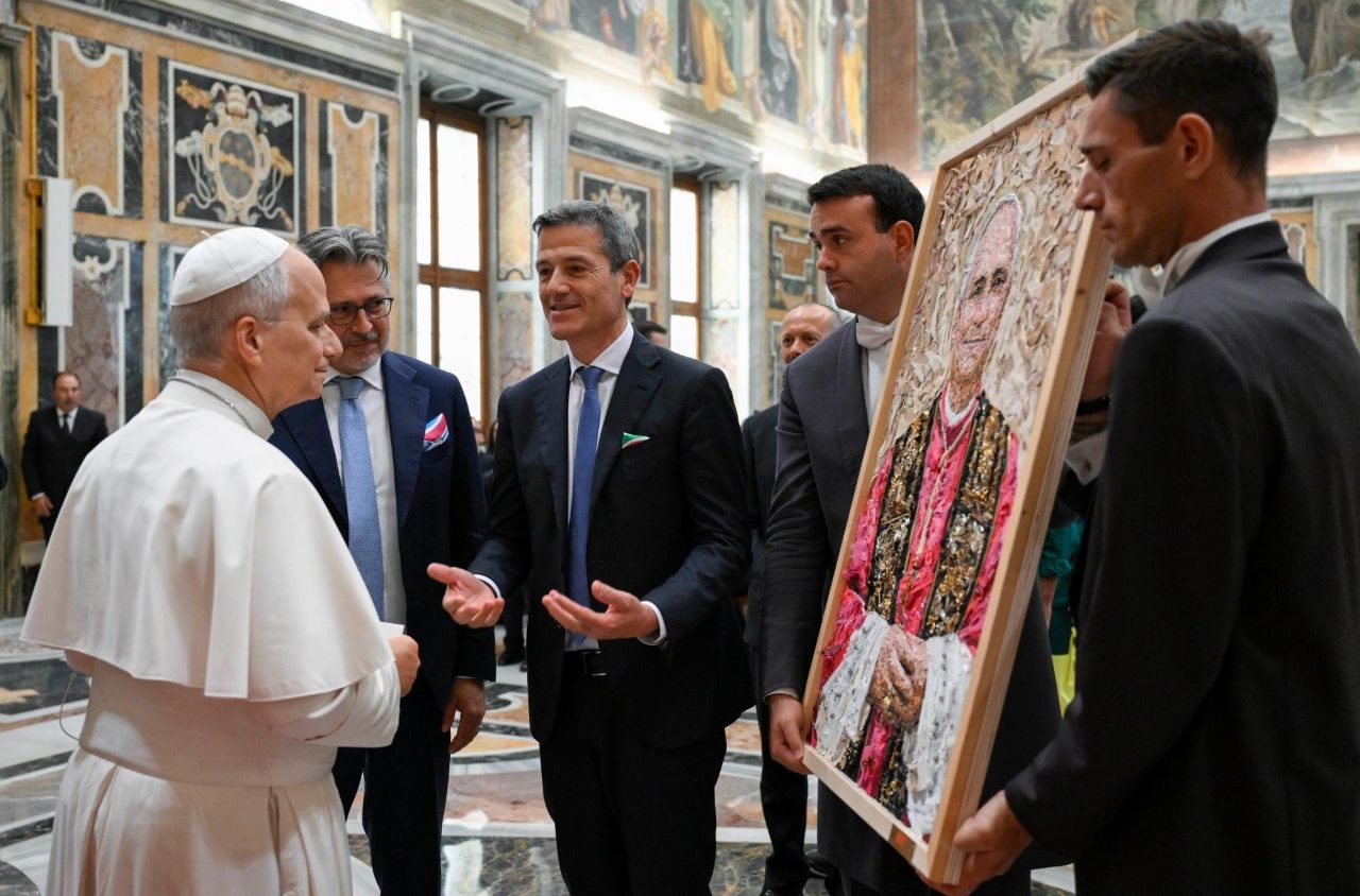 Papież wyraził wdzięczność za pracę, jaką członkowie Grupy Hera (Gruppo Hera) wykonują, przyczyniając się do troski o „nasz wspólny dom” (VATICAN MEDIA)
