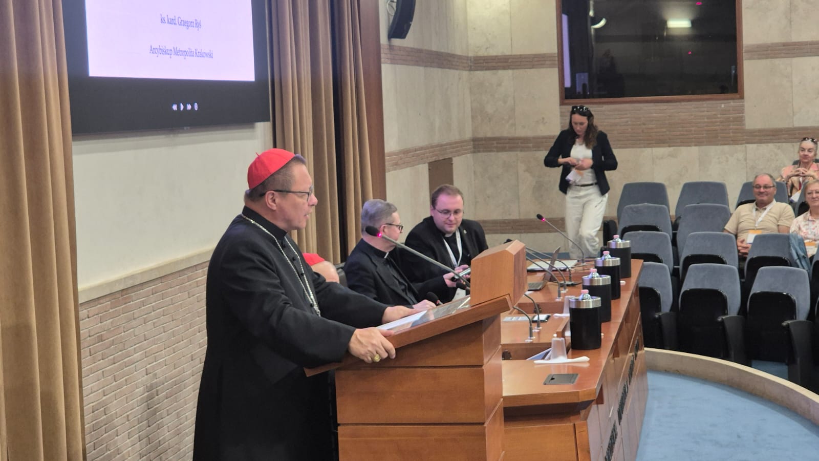 Kard. Ryś podczas obchodów jubileuszu Watykańskiej Fundacji Jana Pawła II: Karol Wojtyła był ojcem i synem Soboru