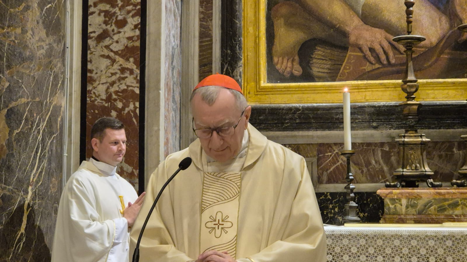 Kard. Parolin: prośmy za wstawiennictwem św. Jana Pawła II o pokój