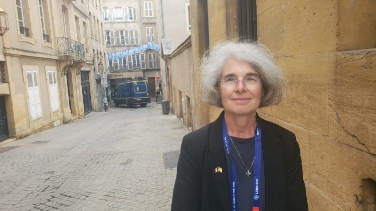 S. Nathalie Becquart: wizyta Leona XIV we Francji momentem łaski