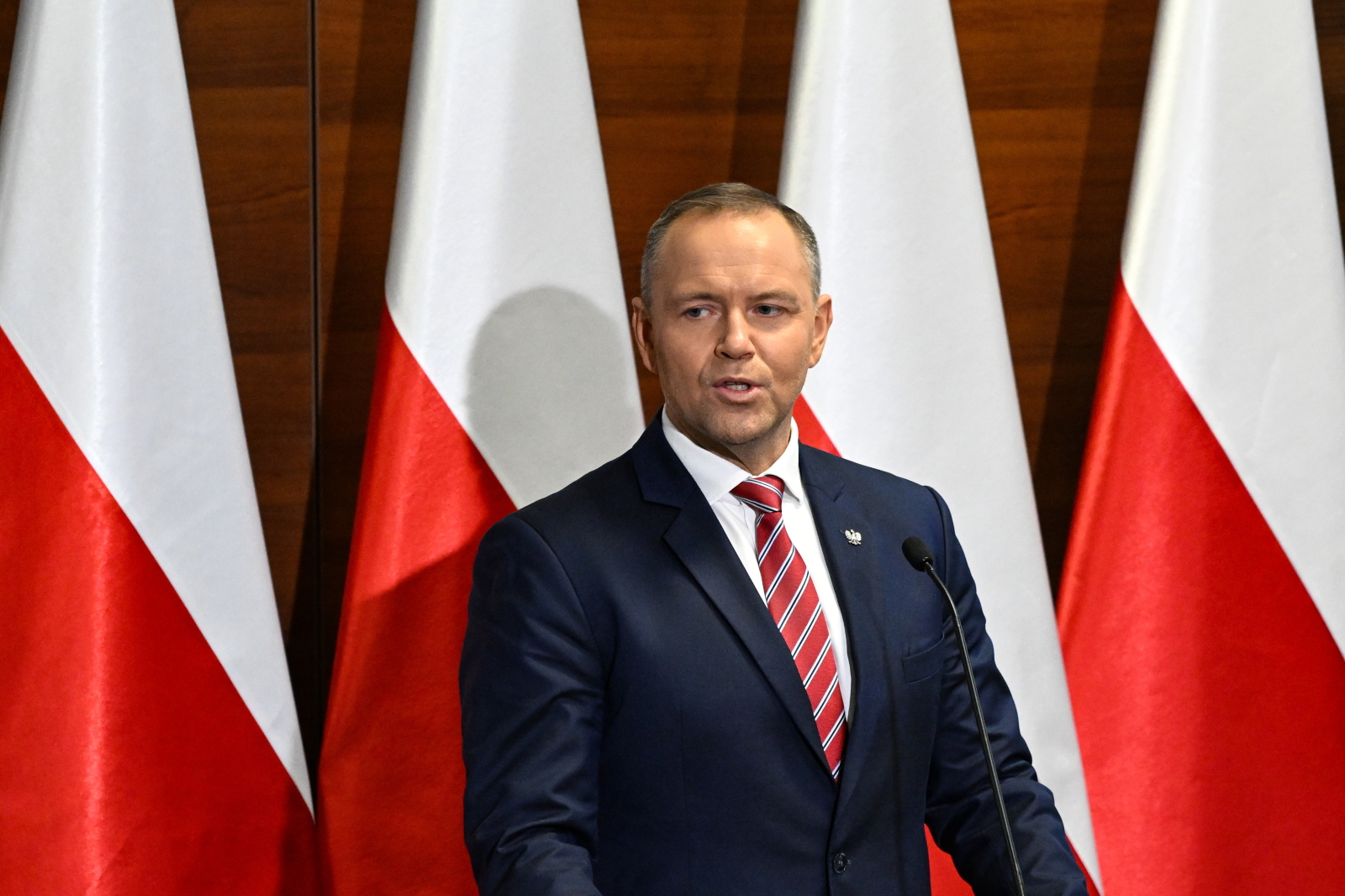 Prezydent podpisał ustawę o zyskach koncernów paliwowych, rząd zapowiada obniżki cen paliw