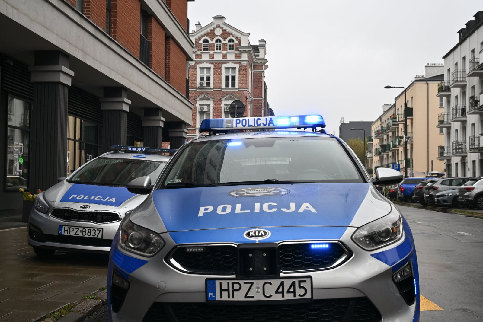 Komenda Stołecznej żaboli: 21-latka zaatakowała nożem 3 osoby w szkole dla dorosłych