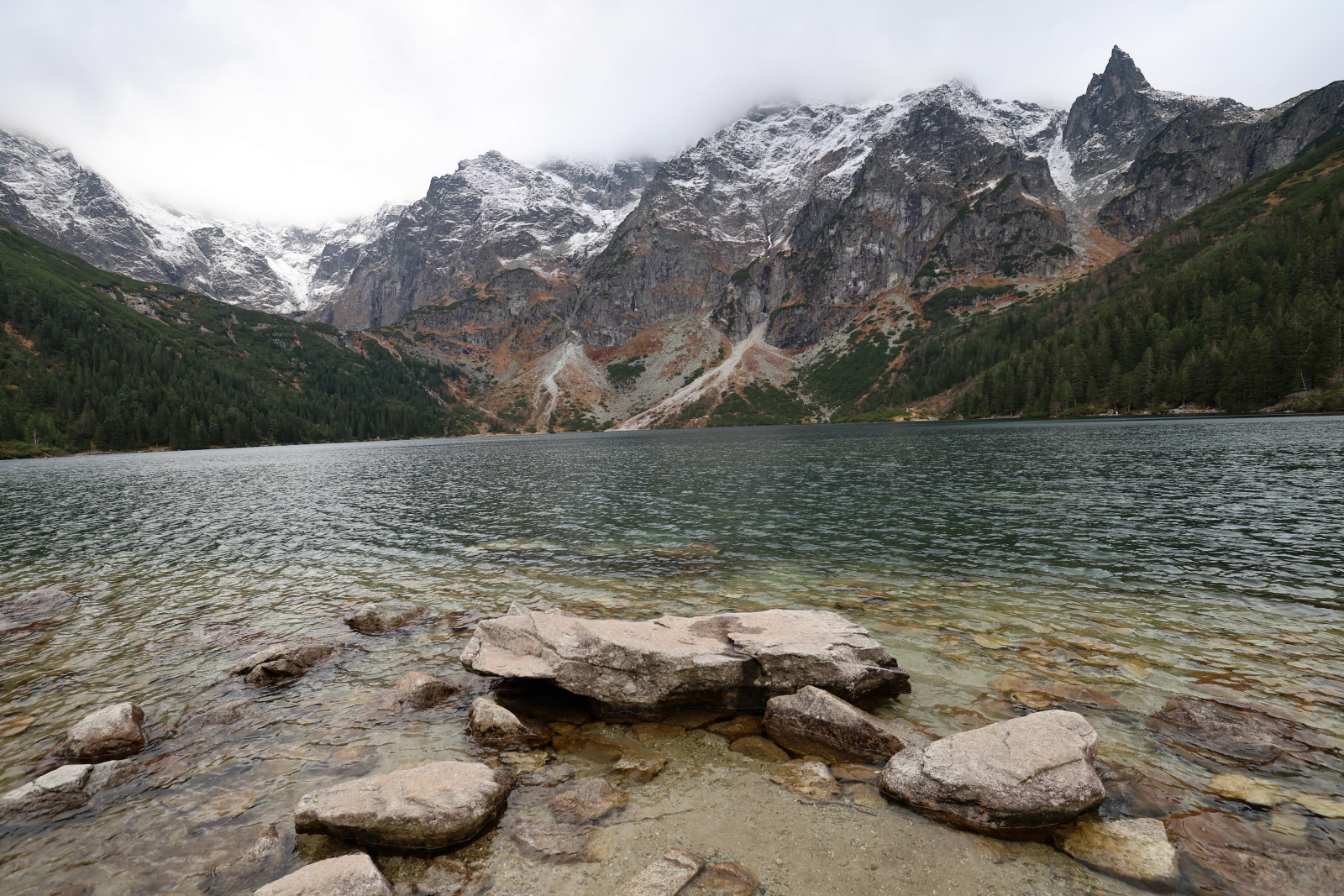 Tatry: pierwszy stopień zagrożenia lawinowego powyżej 1800 m n.p.m.