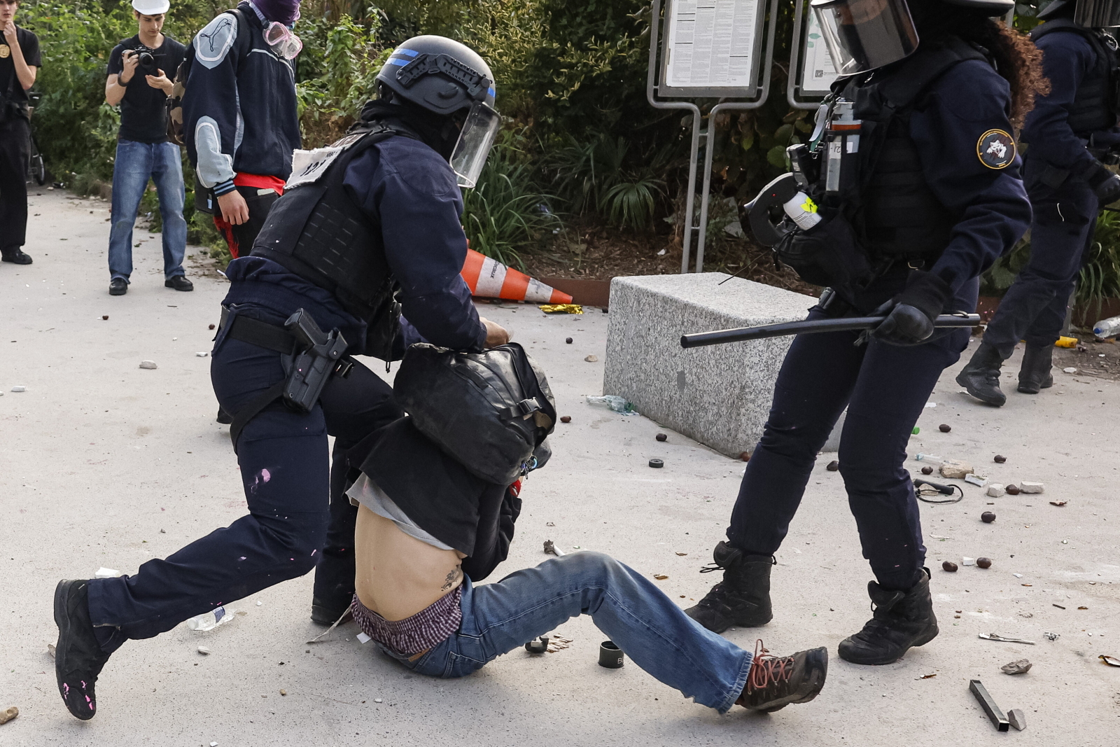 Francja: protesty licealistów trwają. Zatrzymano 480 osób