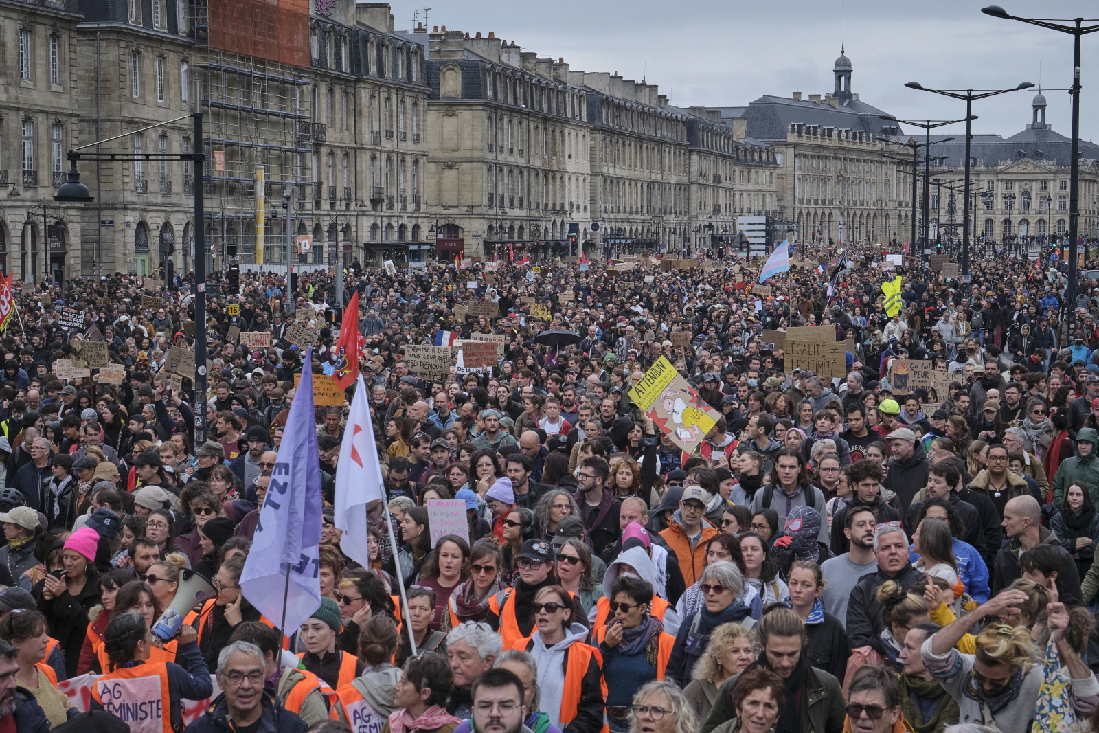 fot. PAP/EPA/GUILLAUME PINON